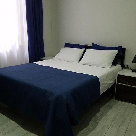 Nino'S Apartment In The Center Of 트빌리시 외부 사진