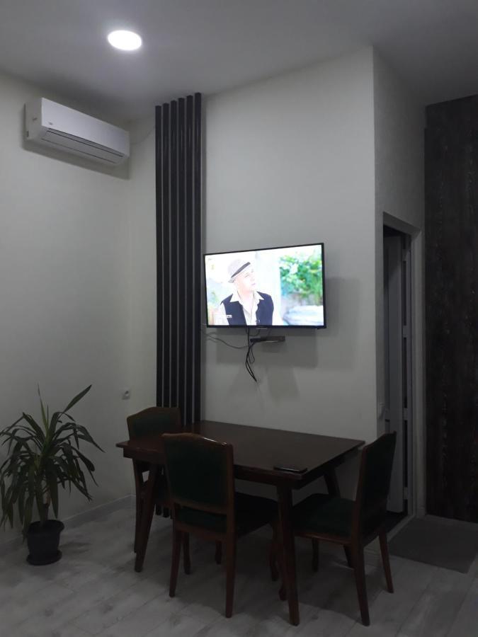 Nino'S Apartment In The Center Of 트빌리시 외부 사진